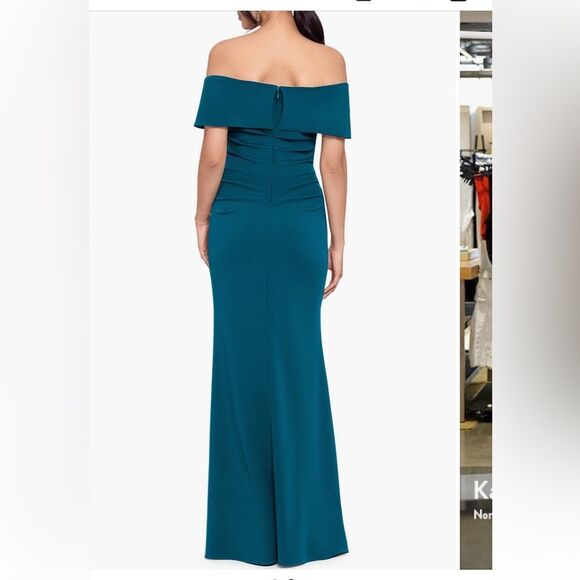 Betsy & Adam Off The Shoulder Crepe Gown NWT - Picture 2 of 6